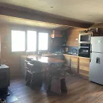 Casa Con 3 Habitaciones, 3 Banos En Puerto Varas, Para 5 Personas